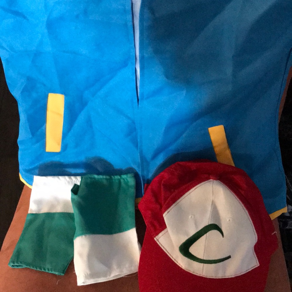 Pokémon costume- Ash